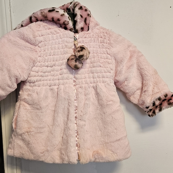 Pink and Cheetah Faux Fur Jacket by Play Town Size 2t - Picture 1 of 8